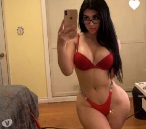 Marie-geraldine fisting incall escorts in Middletown